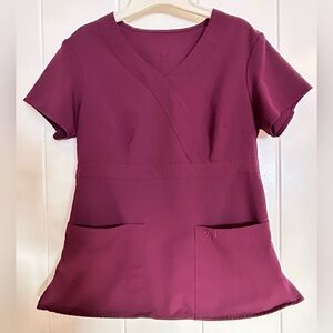EXCEL V-Neck Scrub Top Slim Fit
